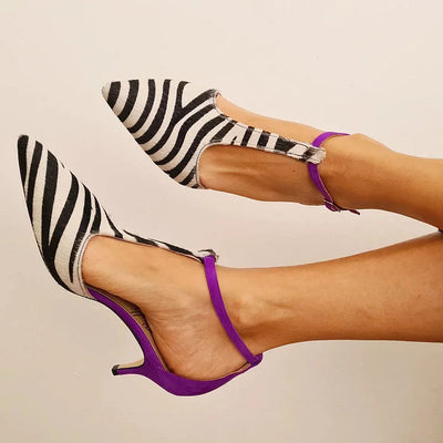 SAVANA™ | Tacchi Zebrati con Dettagli Viola per un Look Unico