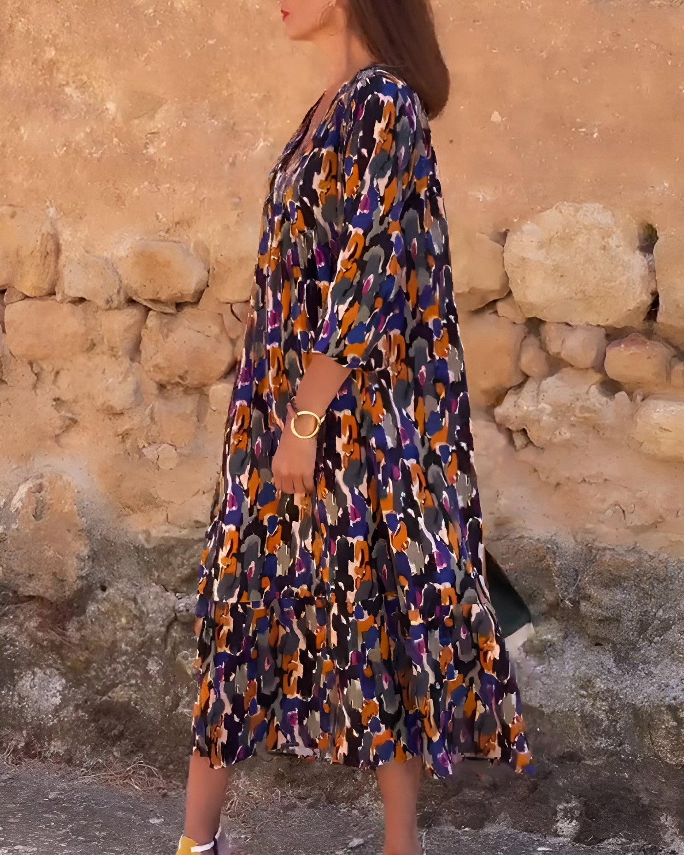 Nathalie | Elegante vestito con scollo a V e stampa retrò perfetto per ogni occasione