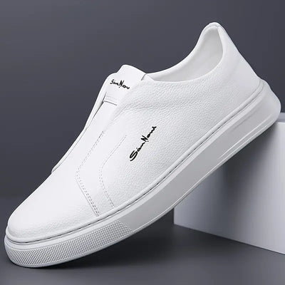 Eleganti Scarpe Slip-On in Pelle per un Look Raffinato