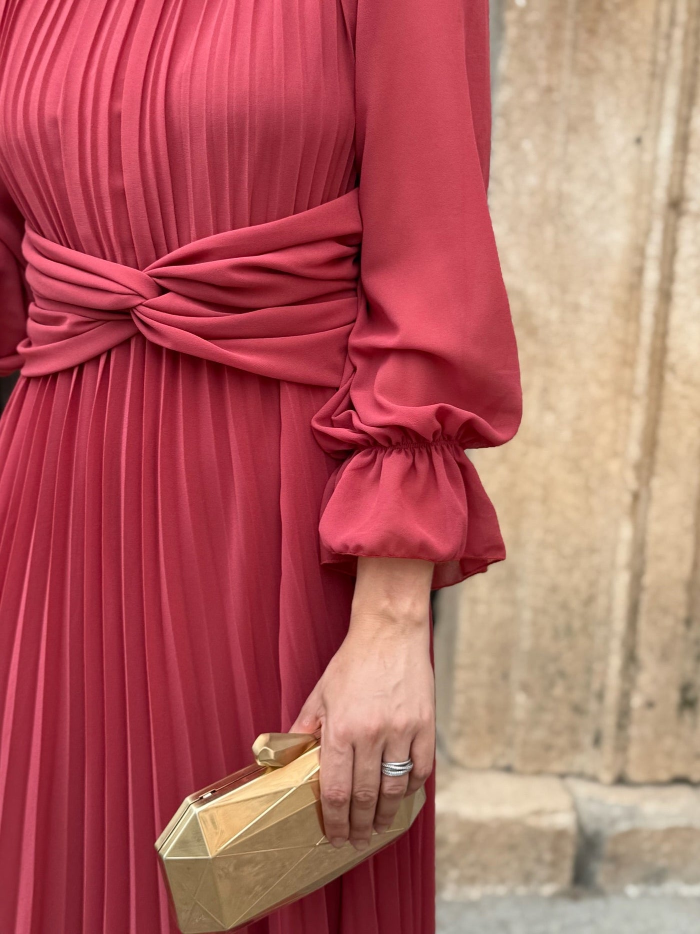 Elegante vestito plissettato Aurea per incontri e eventi speciali